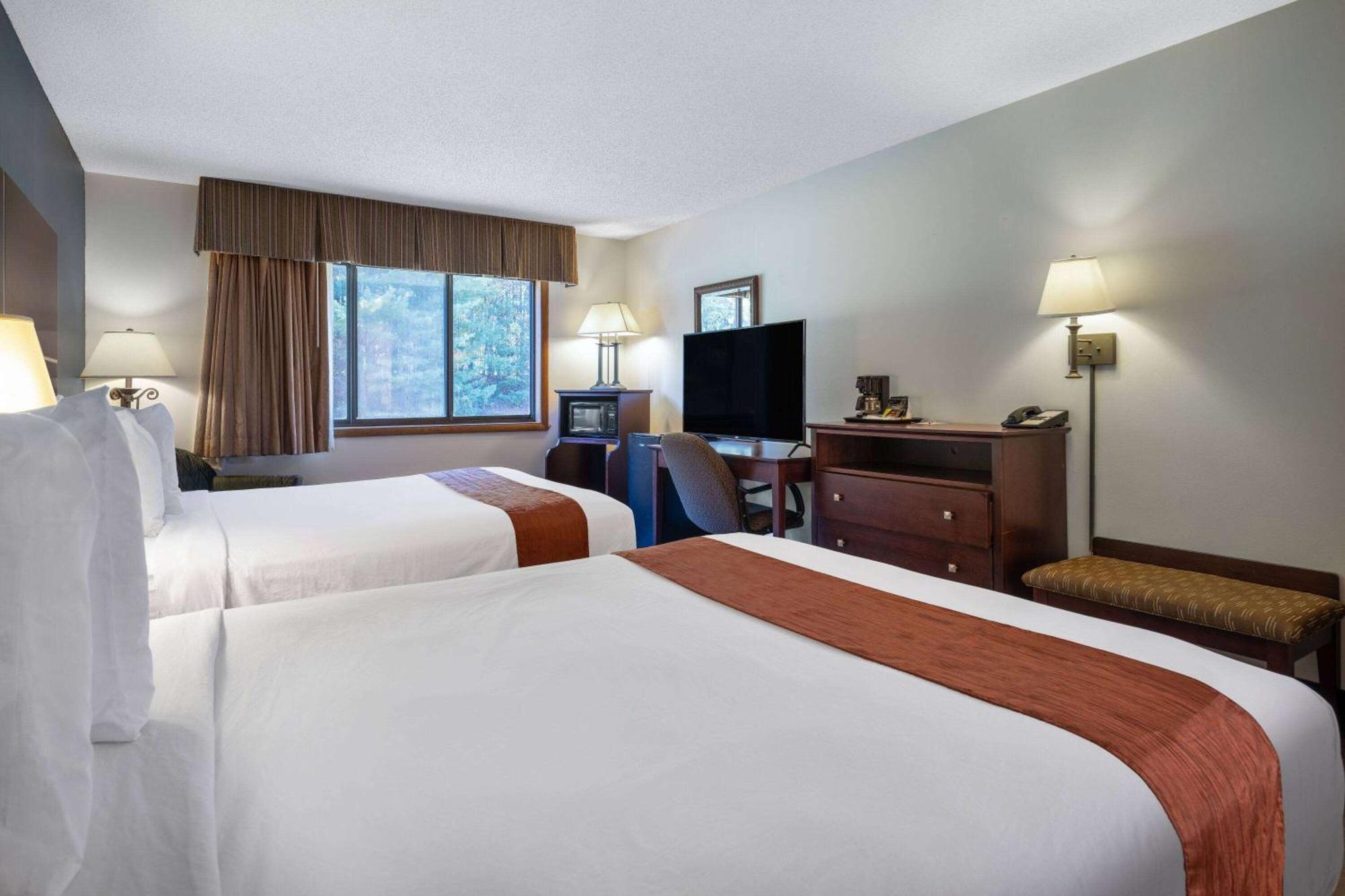 Travelodge By Wyndham Merrill Εξωτερικό φωτογραφία
