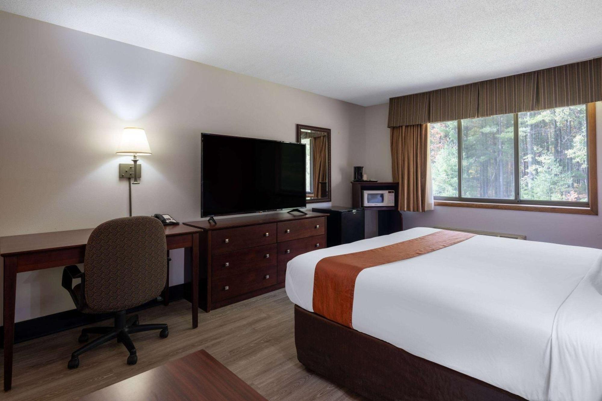 Travelodge By Wyndham Merrill Εξωτερικό φωτογραφία