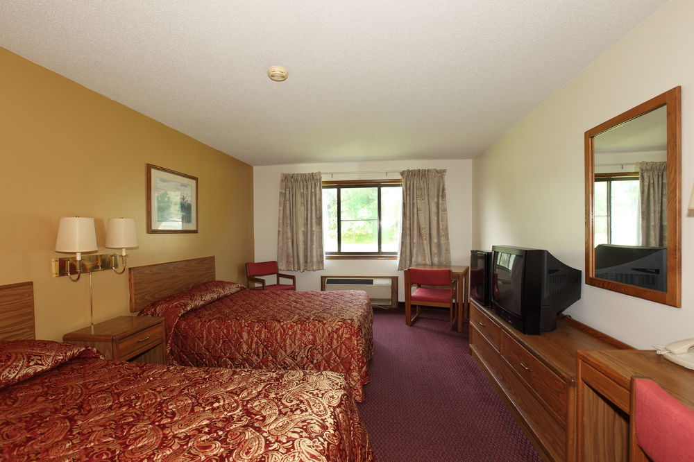 Travelodge By Wyndham Merrill Εξωτερικό φωτογραφία